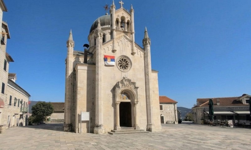 Crkva Svetog Arhanđela Mihaila u Herceg Novom